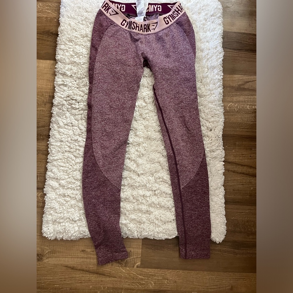 Gymshark Leggings- newer, no flaws.